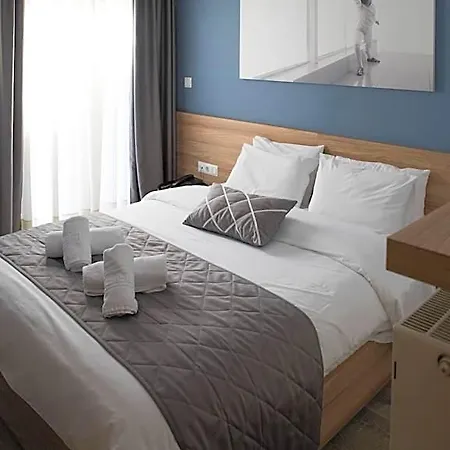 Alexandros Hotel 2*