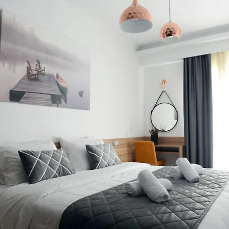 Alexandros Hotel