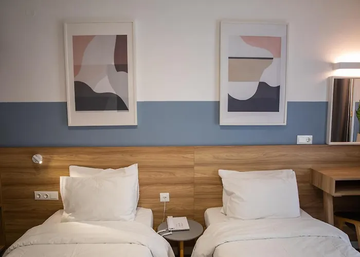 Hotel Alexandros 2*