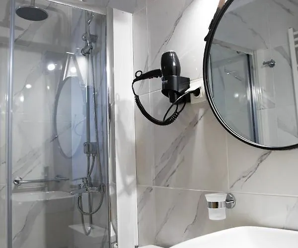 Alexandros 詹尼察