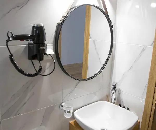 Alexandros 詹尼察